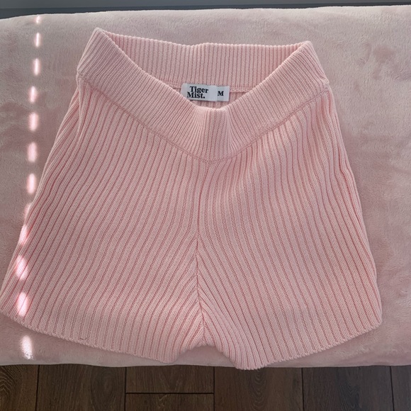 Pink rib shorts/ high waist * never worn* - Picture 2 of 5